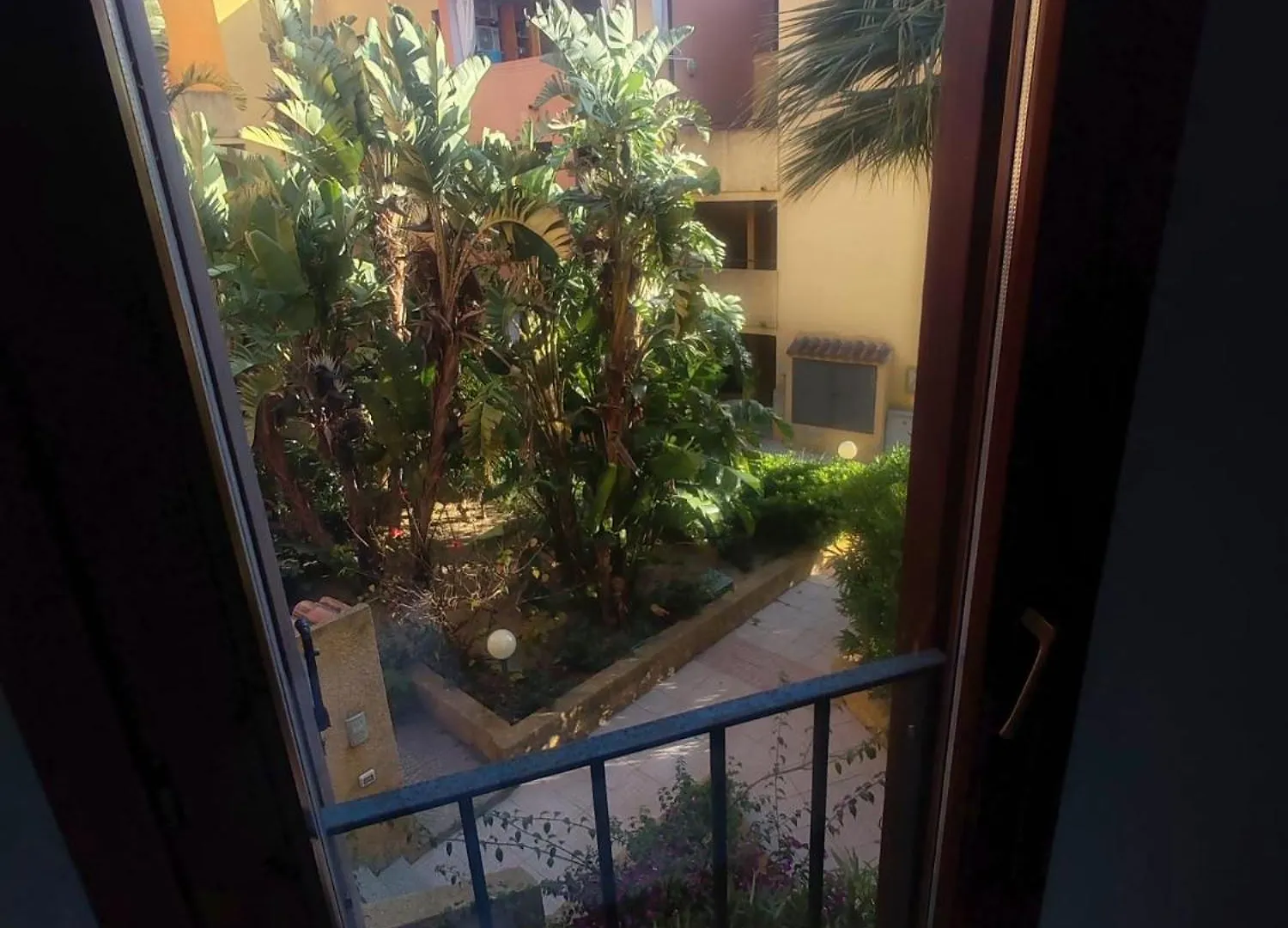אולביה Anna Apartment